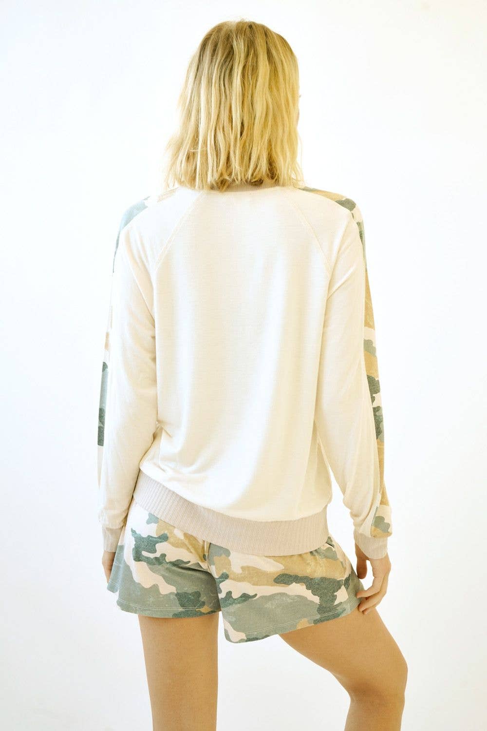 Mystree – wholesale Sweatshirt – Women's – 19021 Camo SV Pullover6