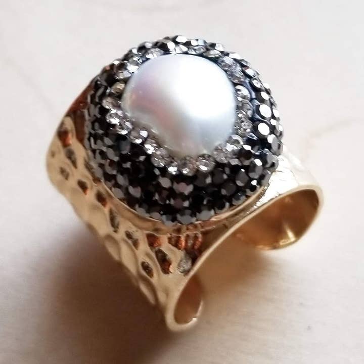 Zoetwaterparel Manchette Statement Ring 012t voor wholesale door The Jewelry Junkie