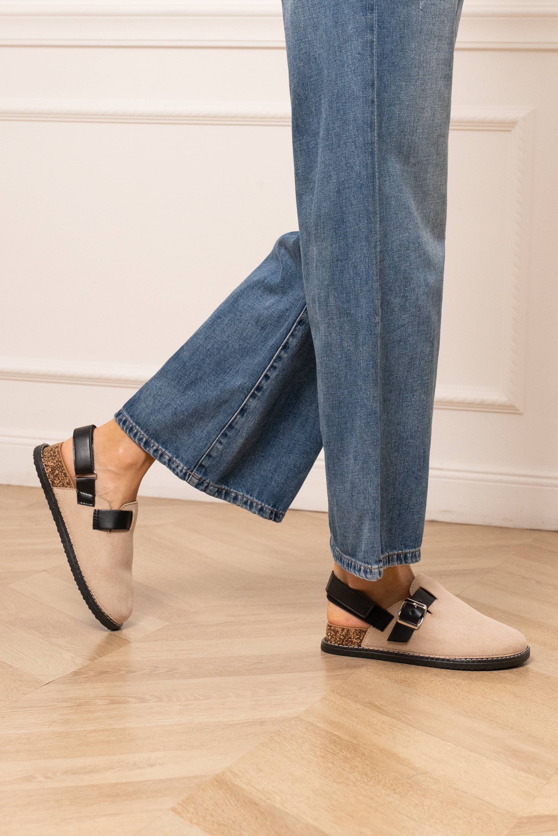 camel Vintage suede clogs 22-366 for wholesale on Faire10