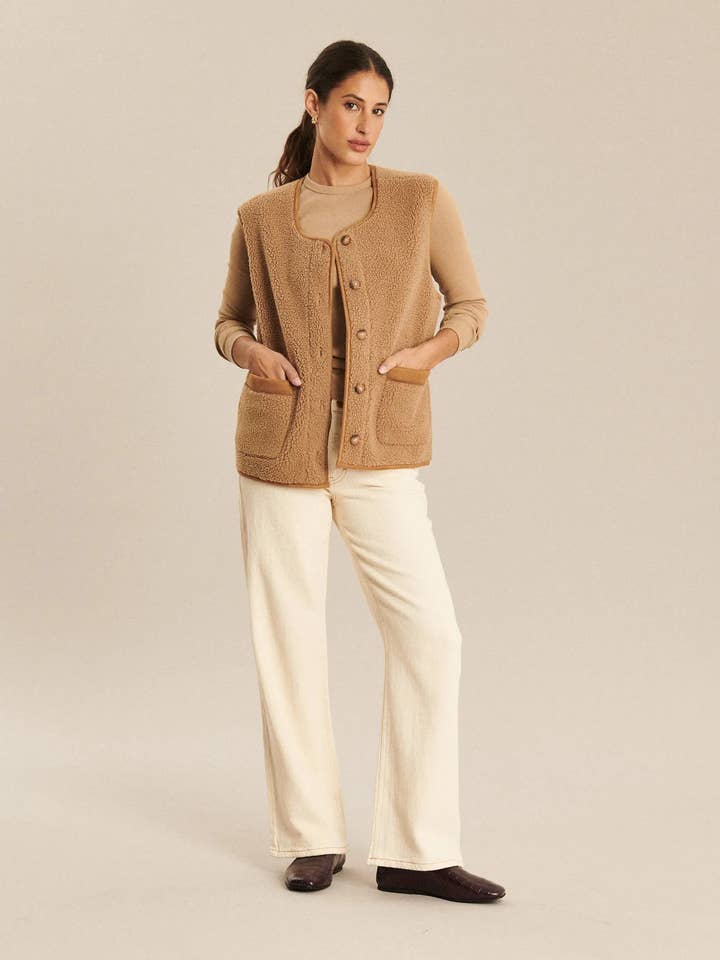 BARNEY SHERPA MACCHIATO - GIACCA REVERSIBILE OVERSIZE CARAMELLO per la vendita all'ingrosso da parte di LABDIP