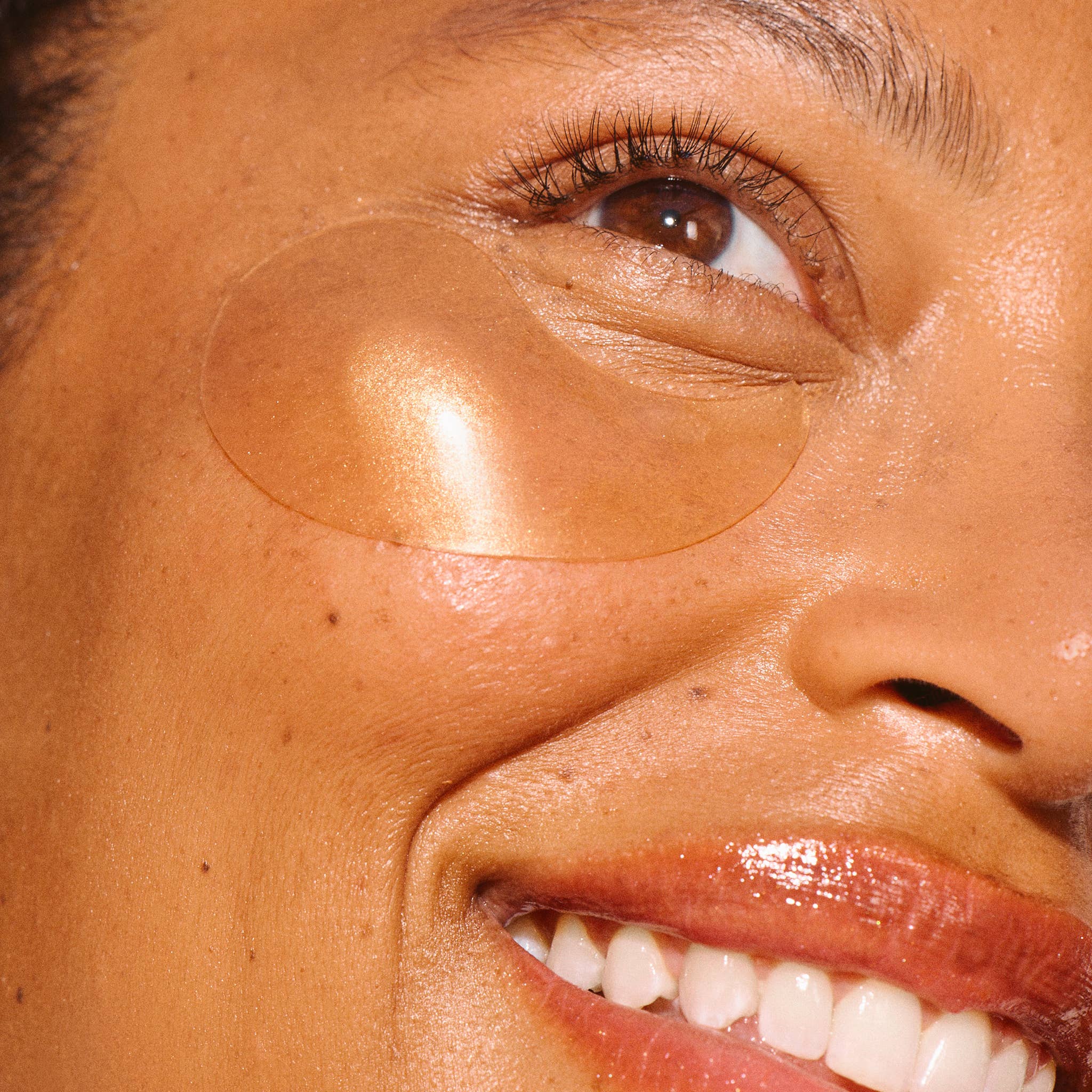 True Botanicals - Wholesale Eye Treatment Mask - Brightening Chebula Under Eye Patches4