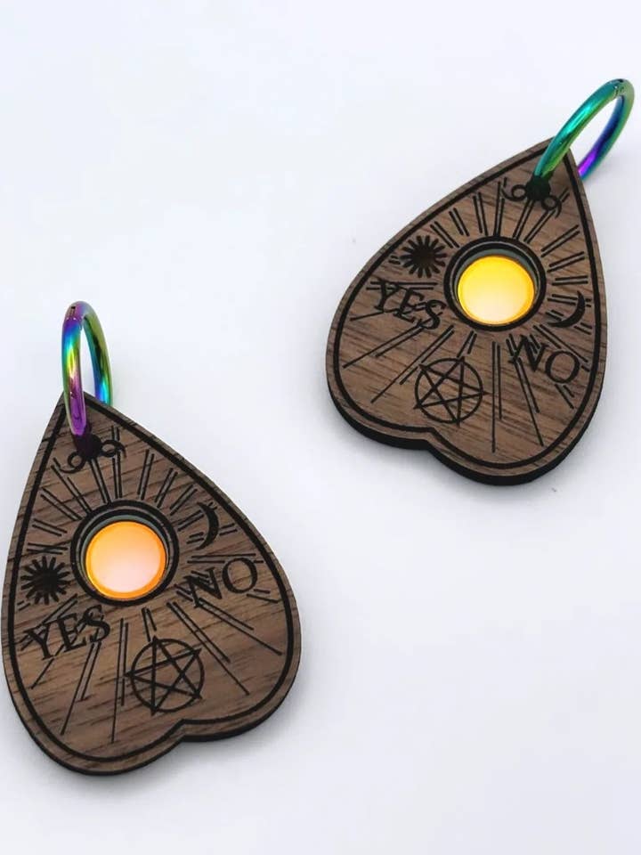Ouija-pekörhängen för wholesale av LadyRockCreaciones