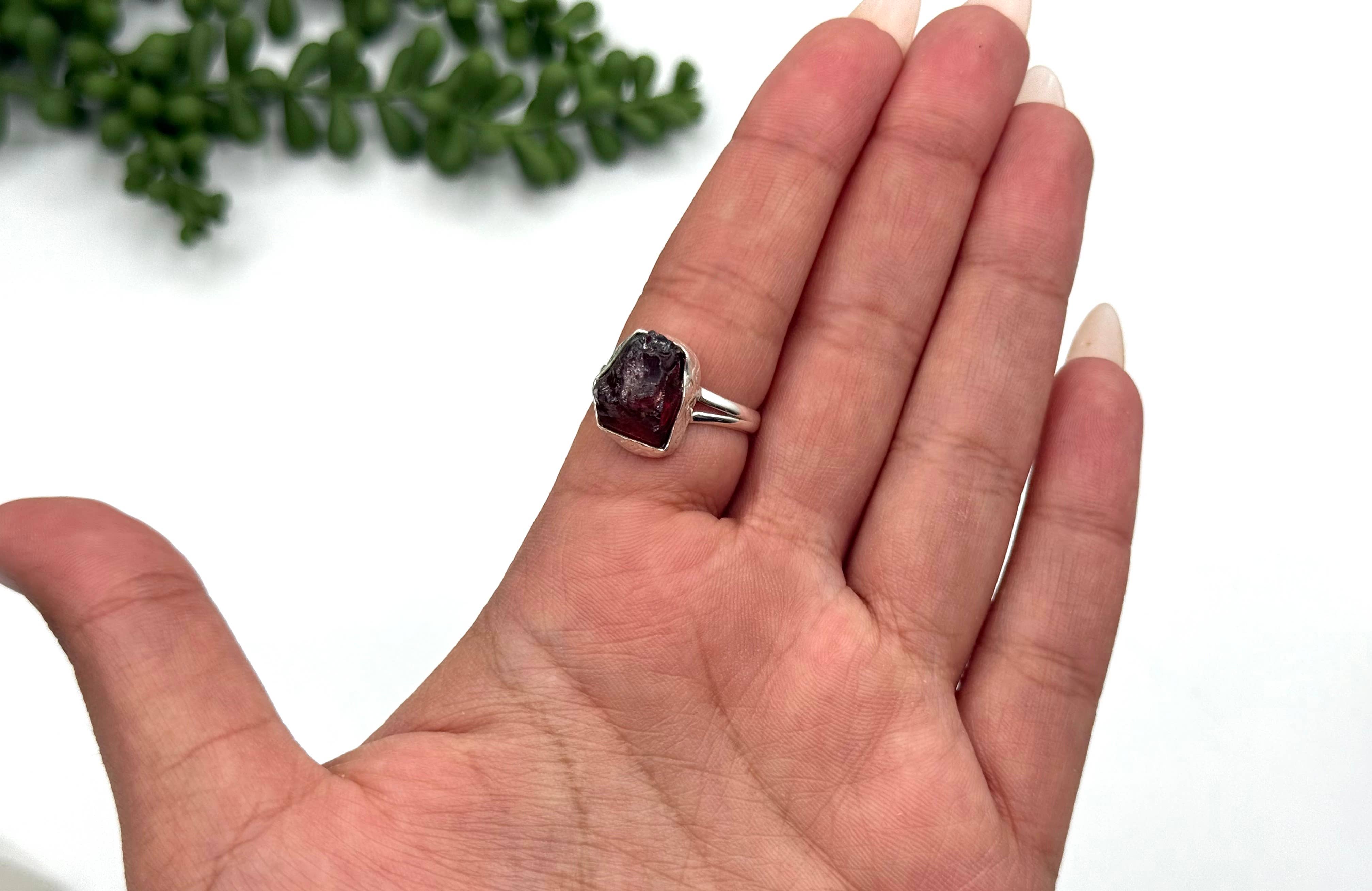 Meraki Gemstones - Wholesale Single Stone/Solitaire Ring - Garnet Rough Semi-Precious Gemstone 925 Silver Ring-Red4