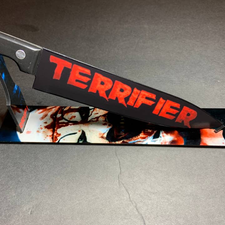 Dead Dave Designs - Wholesale Kitchen/Utility Knife - Terrifier Art the Clown Kitchen Knife With/Without Sublimated Stand2