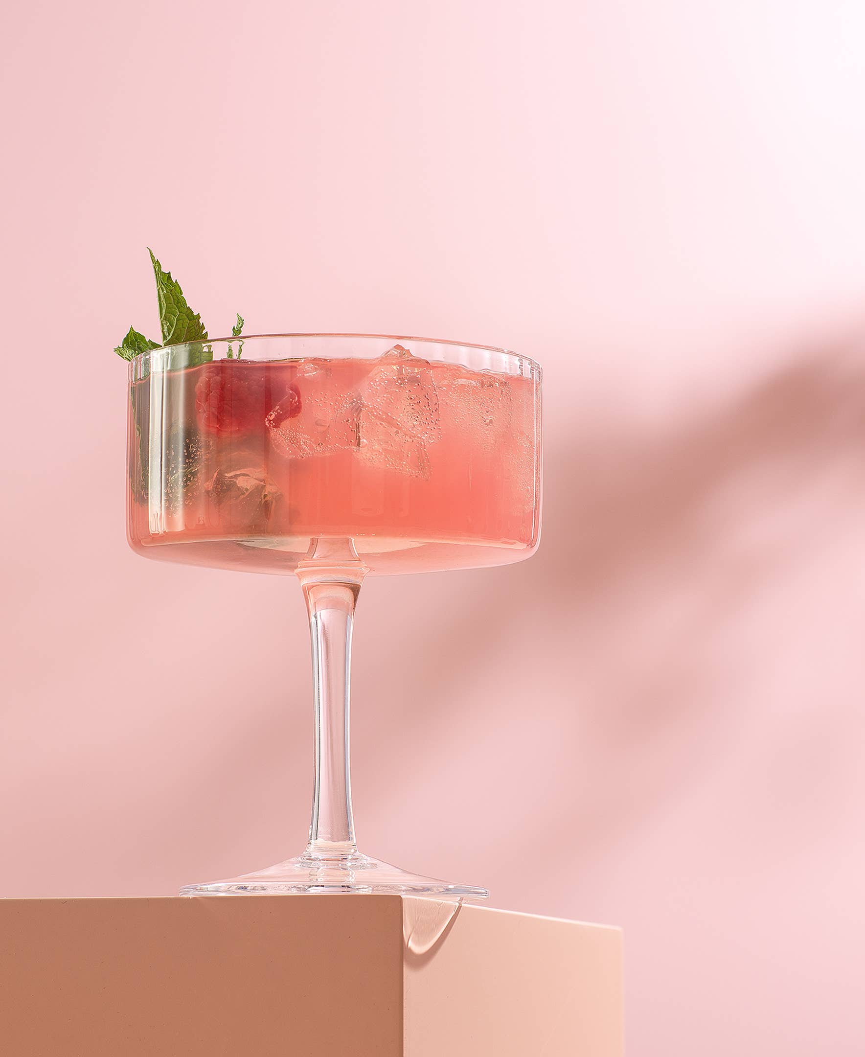 JoyJolt - Wholesale Cocktail/Liquor Glass - JoyJolt Elle Fluted Cylinder Martini Coupe Glass - Set of 25