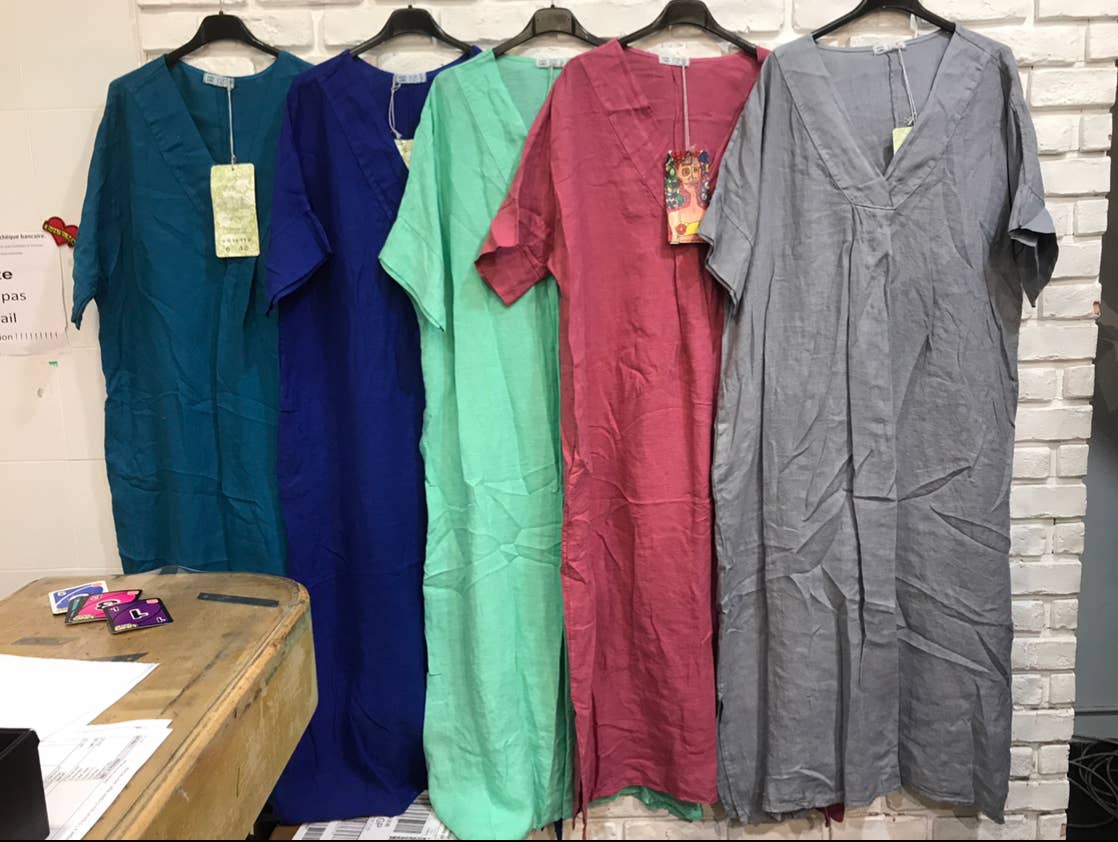 la maison des fibres naturelles - Wholesale Dress - Women's - Long dress v-neck 62733 100% linen31