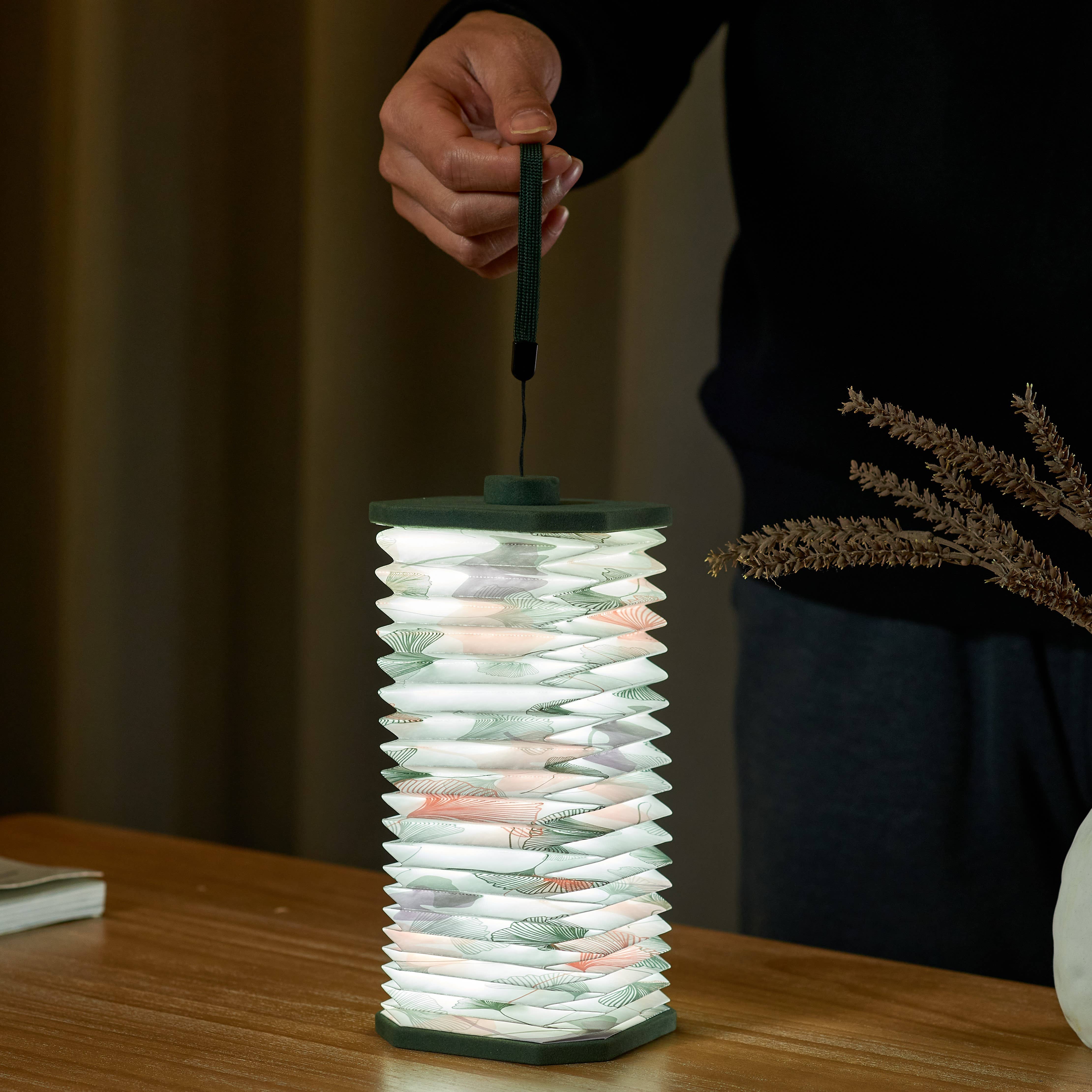 Gingko Design EU - Wholesale Accent/Desk Lamp - Velvet Accordion Lamp5