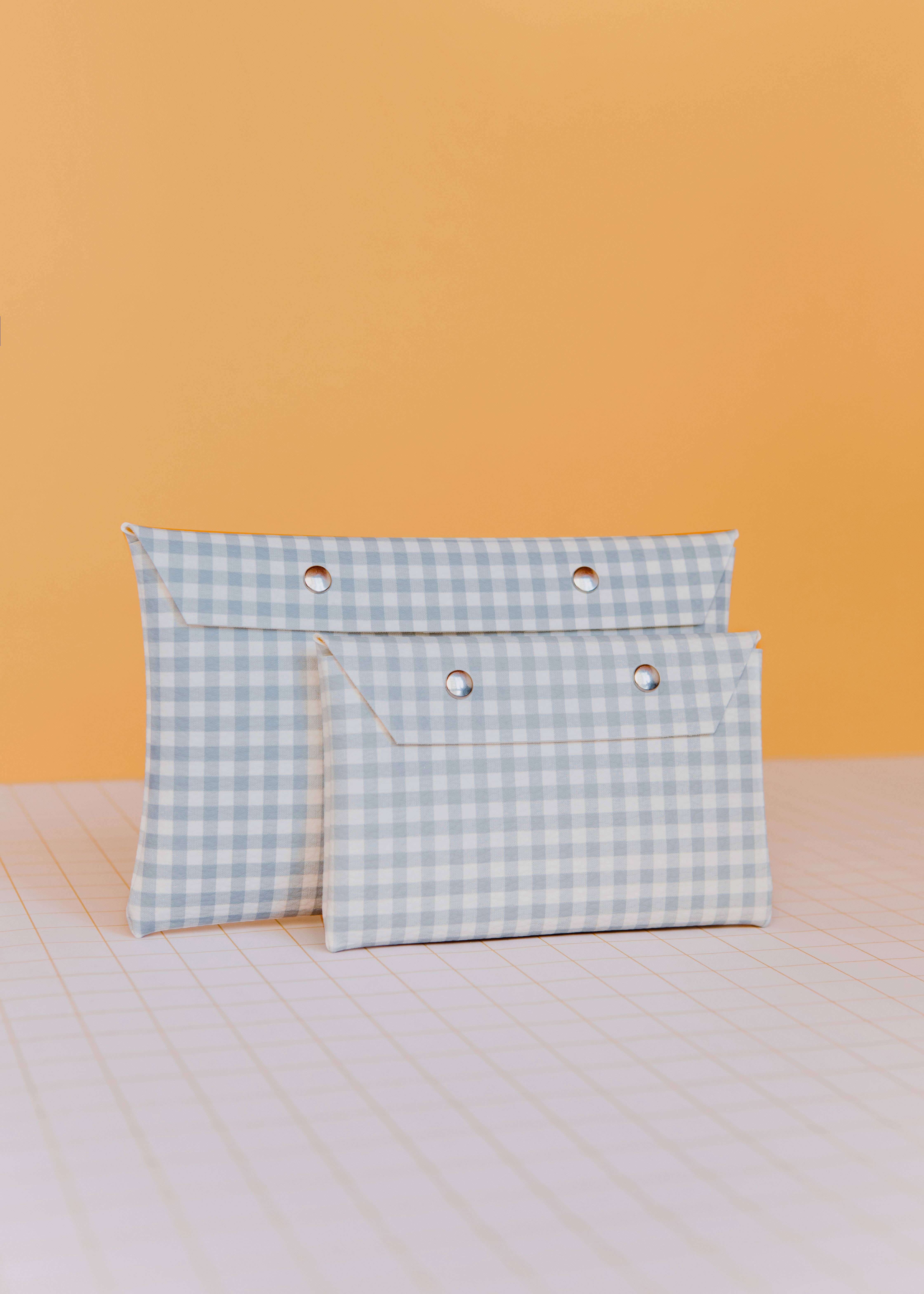 ECKE - Wholesale Pouch - Women's - Vichy Azul Case