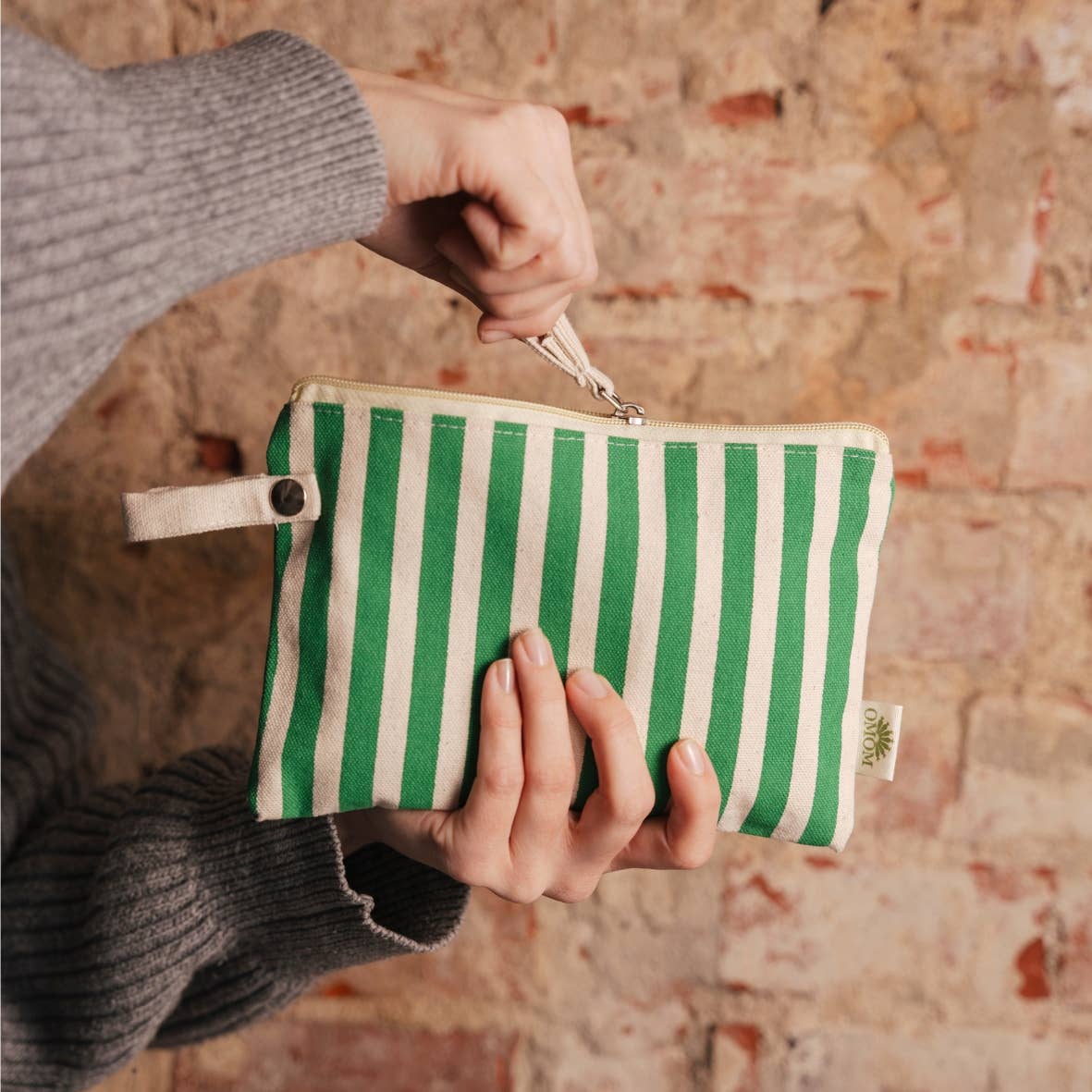 OMOM - Wholesale Pouch - Women's - Pocket - order & find among the fruit bags9