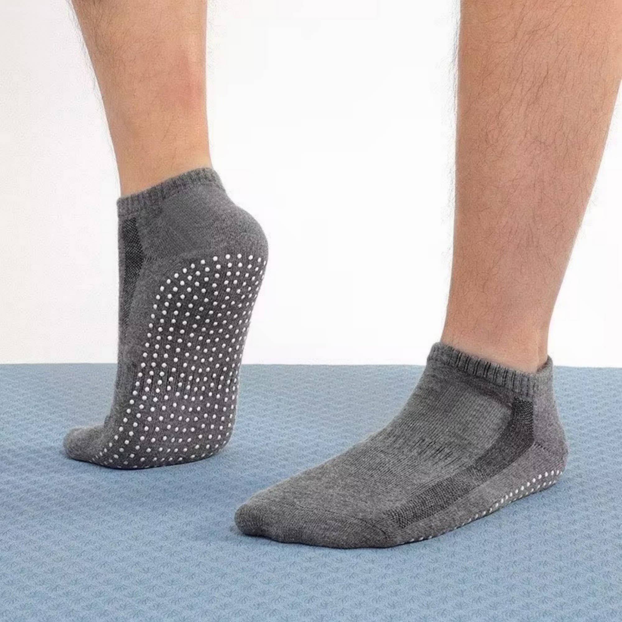 AK Brand – wholesale Socks – Men's – Men's Ankle Grip Socks 3-Pack with Textured Soles and Cushio16