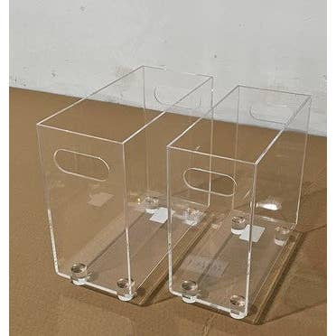 DesignStyles Home - Wholesale Magazine Rack - Simply Brilliant Set of 2 Acrylic Magazine Holders with Legs