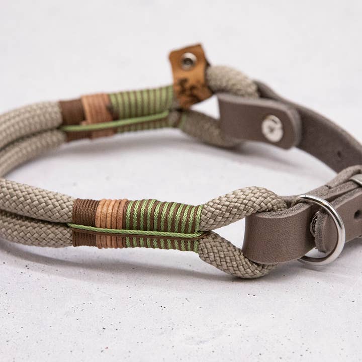 FOR LOVELY DOGS / Linda Jansen - Wholesale Pet Collar - Dog - Fawn Autumn Twist dew collar1