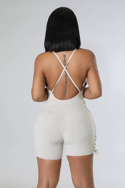 5besties inc – Großhandel Romper – Damen – Strampler aus Strick mit Schnürung14