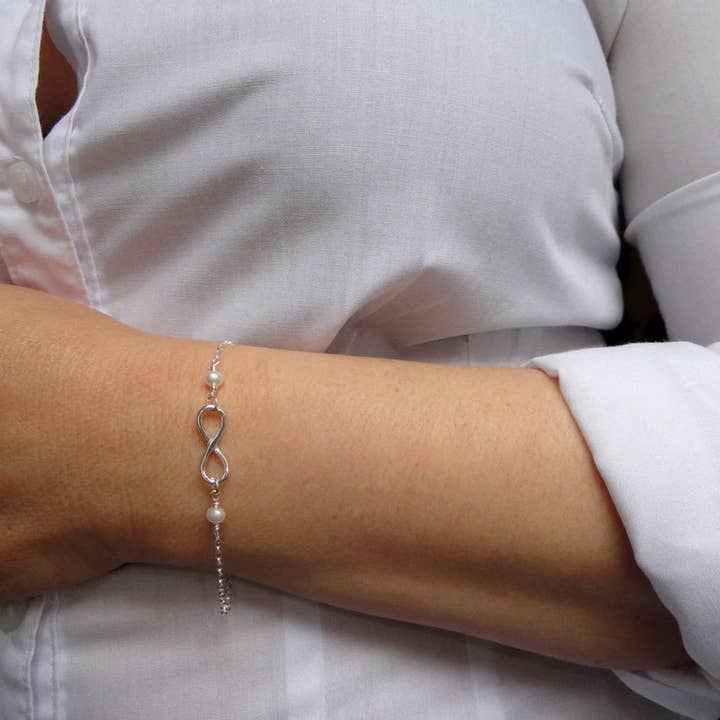 CY Design Studio - Wholesale Charm/Dangle Bracelet - Infinity Pearl Bracelet – Sterling Silver & Freshwater Pearls3