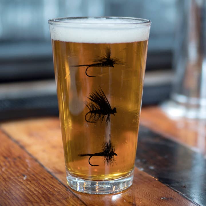 Black Lantern - Wholesale Beer Glass/Mug - Fly Fishing Flies Pint Glasses