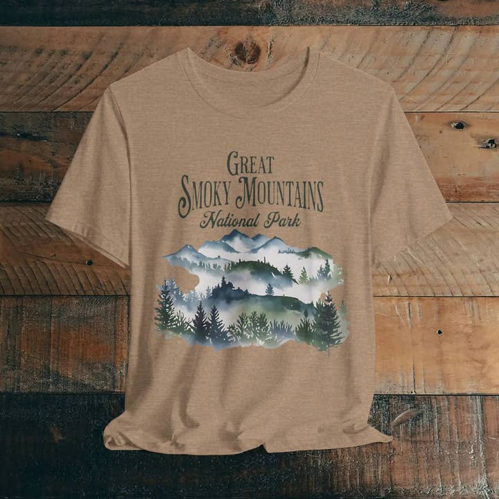 Park Service Apparel – Großhandel T-Shirt mit Siebdruck – Unisex – Unisex T-Shirt im Aquarellstil mit Motiv des Great Smoky Mountains Nationalparks