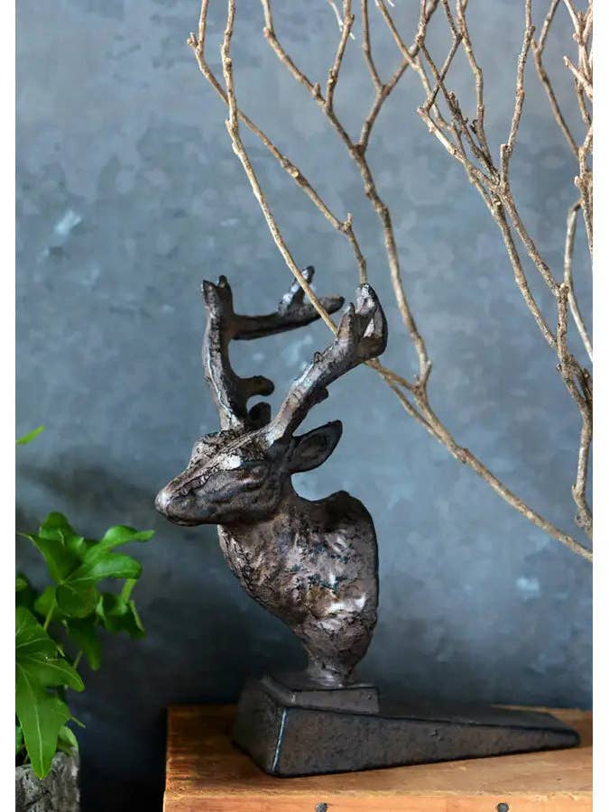 Tope de puerta con cabeza de ciervo de hierro fundido para venta al por mayor de Vagabond Vintage