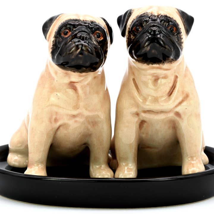 SP9114 SALT AND PEPPER SHAKER Pug and black ceramic tray for wholesale by Art Floral Trading LLC