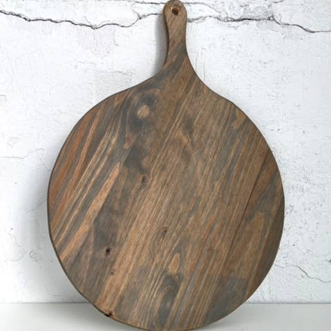 Heartland Designs - Wholesale Cutting Board - Round cutting board w/handle