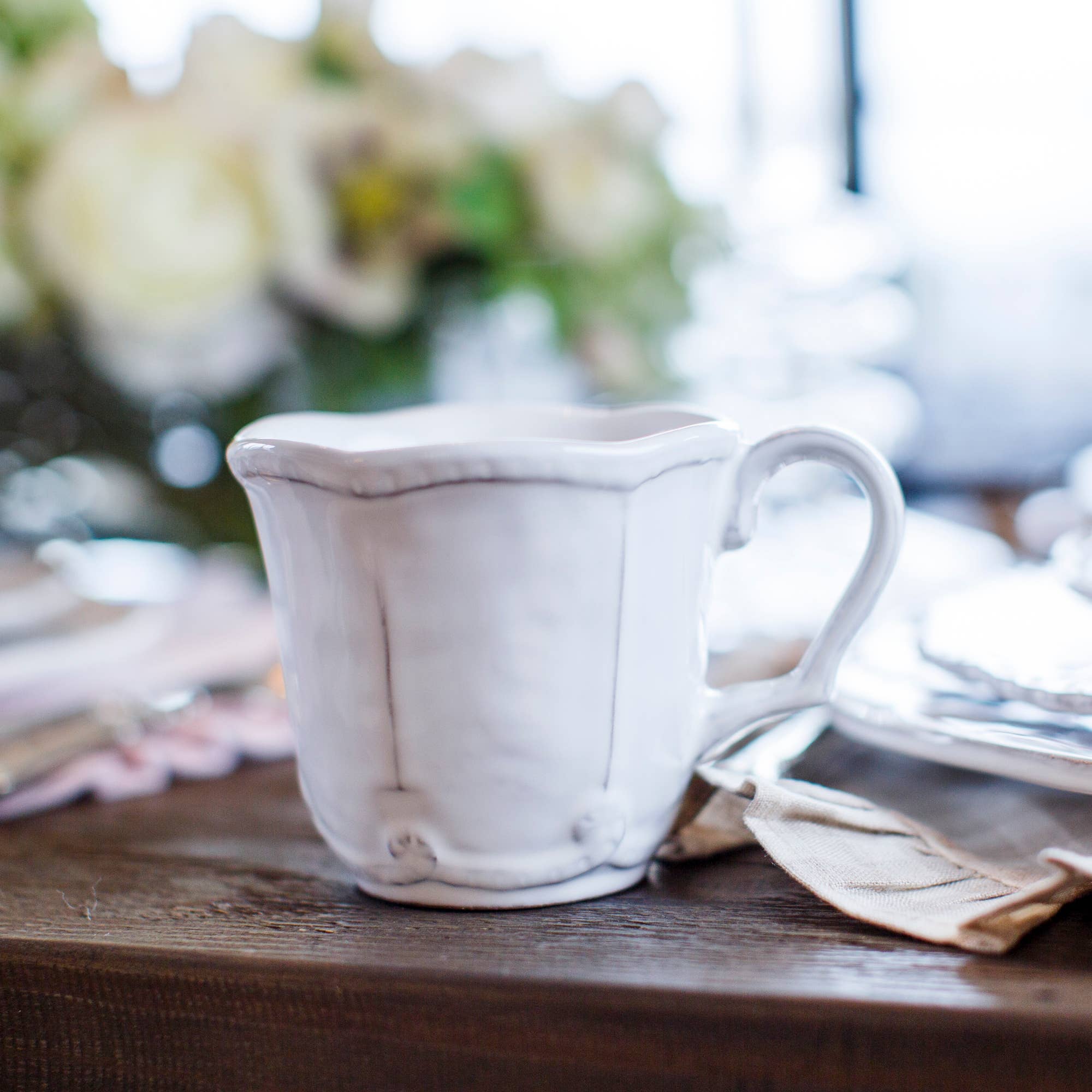 Arte Italica & Crown Linen Designs - Venta al por mayor Taza - Taza con cuentas Bella Bianca3