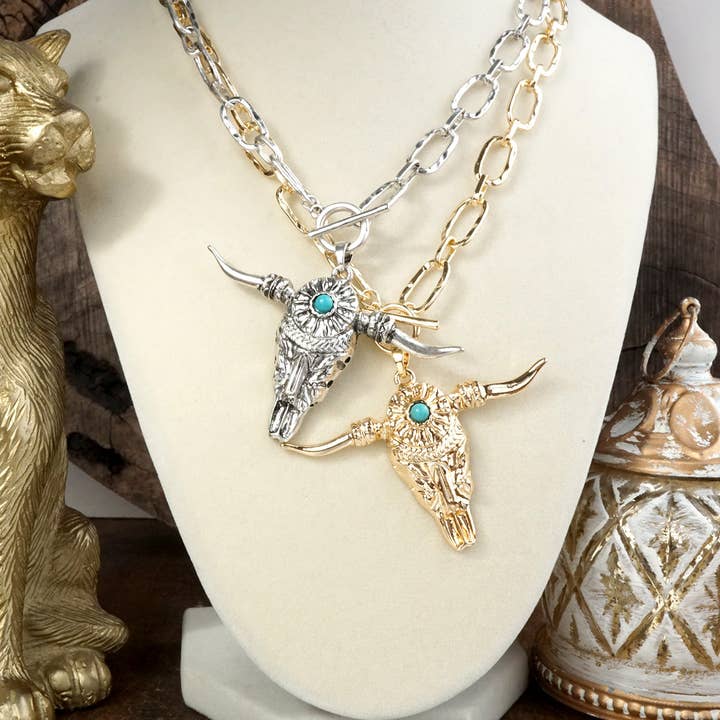 Western Spirit – Hammered Paperclip Chain Necklace with Steer Head Pendant and other Purchase Wholesale steuermanns bier. Free Returns & Net 60 Terms on Faire trending on Faire.