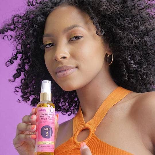 Naturalicious - Wholesale Hair Leave-In Conditioner - Divine Shine Moisture Lock and Frizz Fighter - Loose Curls3