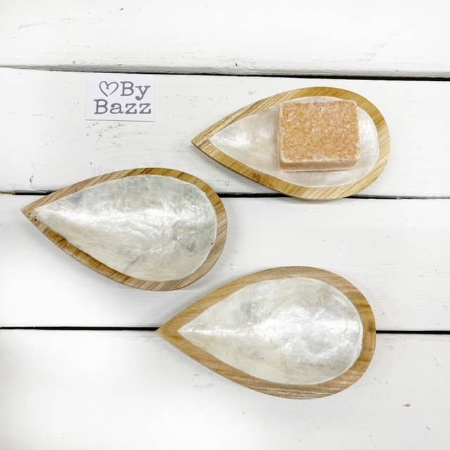 ByBazz - Vendita all'ingrosso Ciotole/Piatti decorativi - Ciotola Legno + Conchiglia Capiz Forma1
