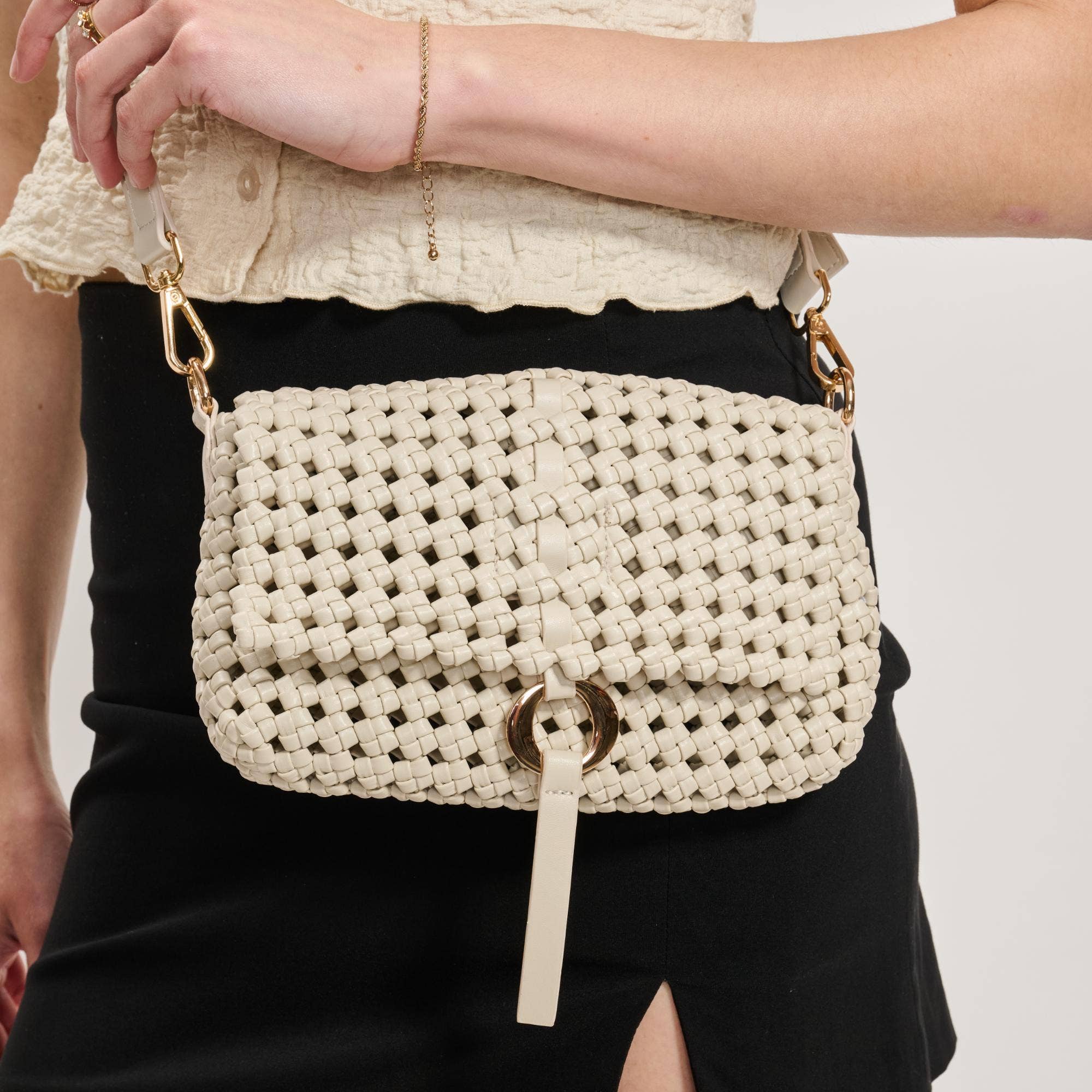 Moda Luxe – wholesale Axelväska - Dam – Camilla Knot Vävd Axelremsväska31