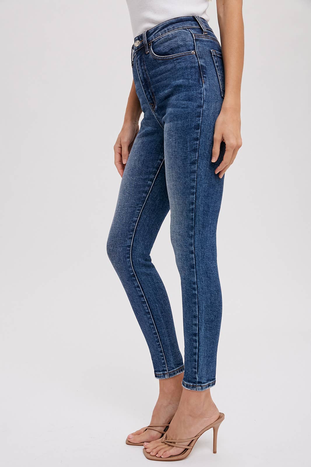 Bluivy - Vendita all'ingrosso Jeans - Donna - JEANS SKINNY VITA MEDIA21