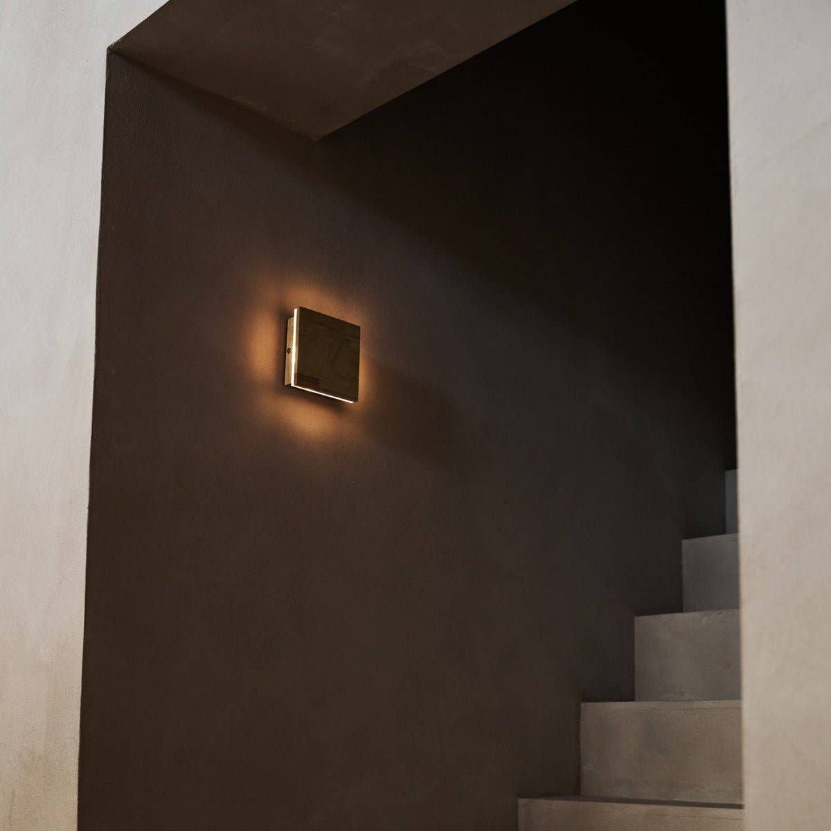 Tavellio - Vente Appliques - Applique murale sans fil Lane Light marron clair | Design rechargeable et dimmable3