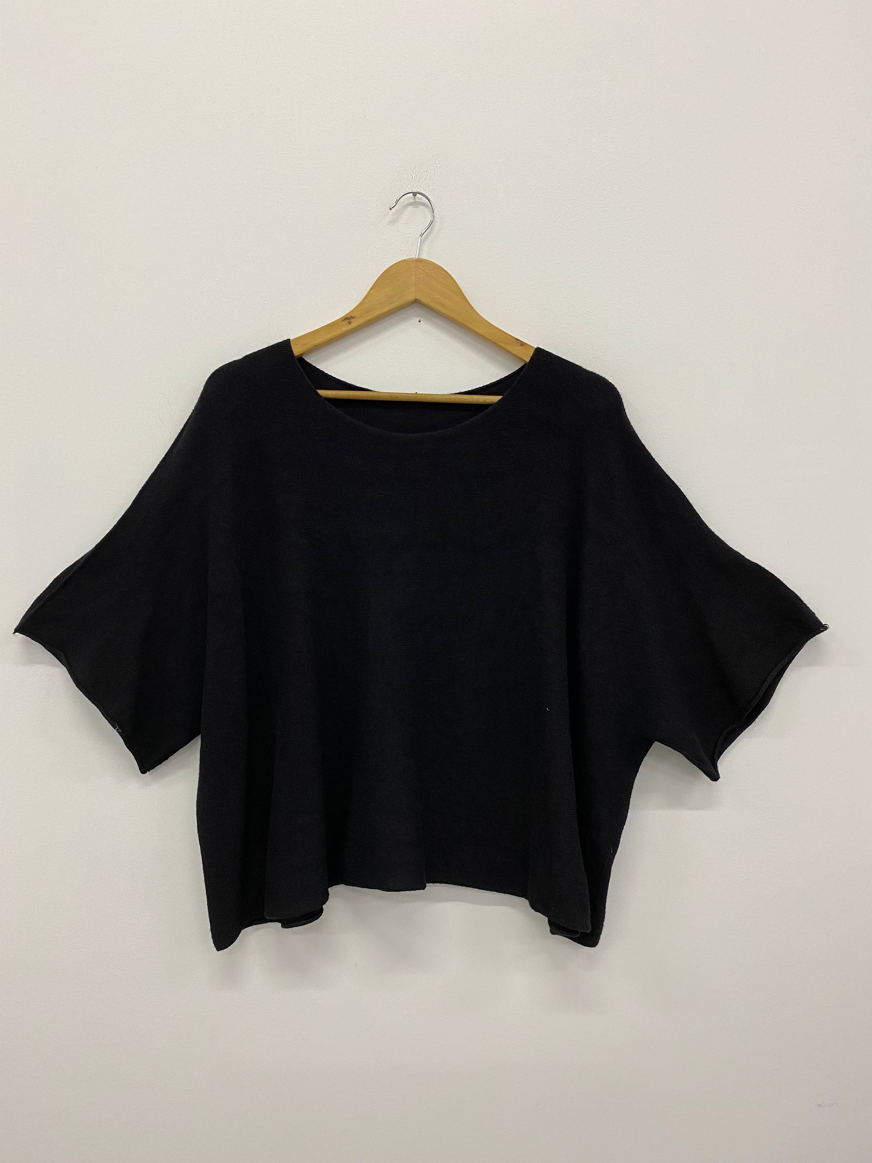 ORNELLA PARIS - Wholesale Knit Sweater - Women's - Solid round neck sweater LEL-P2228112