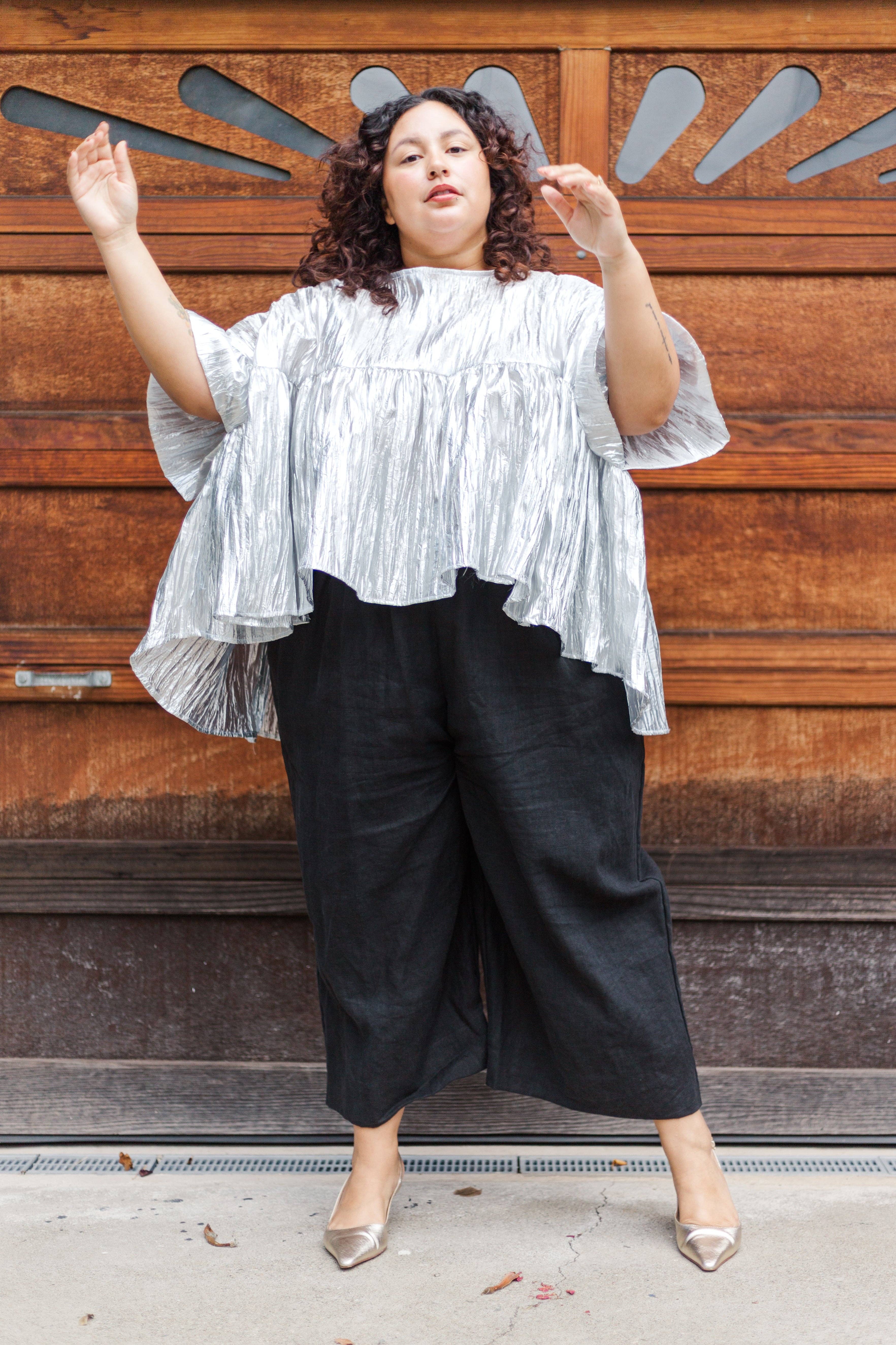 Nettle Studios - Wholesale Blouse - Women's - Size-Inclusive Plus Size Womens Silver Metallic Gathered Top18