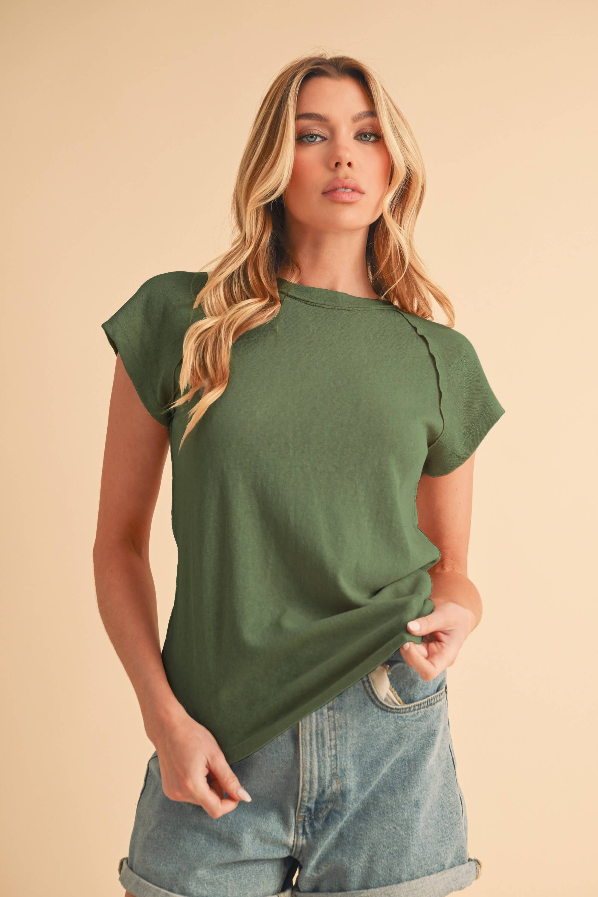 AEMI + CO - Wholesale T-Shirt - Women's - 8369FN Ivy Tee30