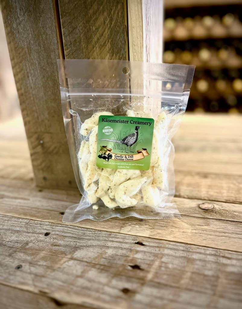 Kasemeister Creamery - Wholesale Cheese - Garlic & Dill Cheddar Cheese Curds