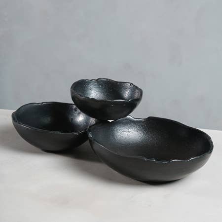 India Handicrafts Inc - Wholesale Serve Bowl - Black Aluminum 3-Bowl Cluster Dish5