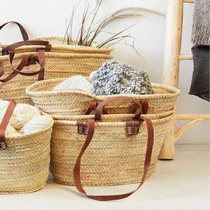 Purchase Wholesale woven market bag. Free Returns & Net 60 Terms on Faire