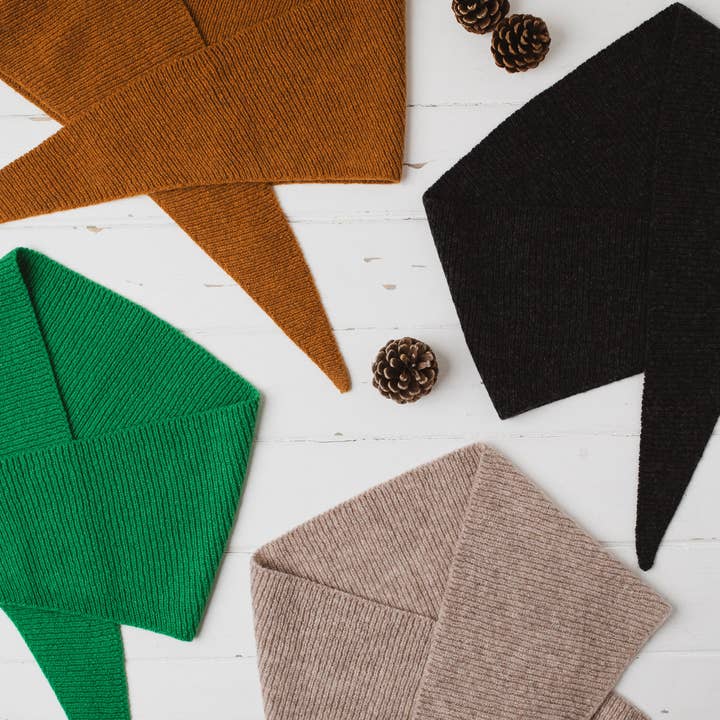 Miss Knit Nat – wholesale Scarf – Women's – Neckerchief - charcoal2