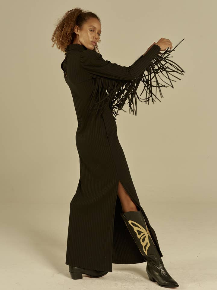 Chimenea Frynser ærmer Maxi Kjole for engroshandel hos Manifiesto