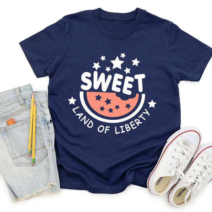 Søde Land of Liberty Vandmelon Kids Graphic Tee for engroshandel hos Kids By Kissed Apparel
