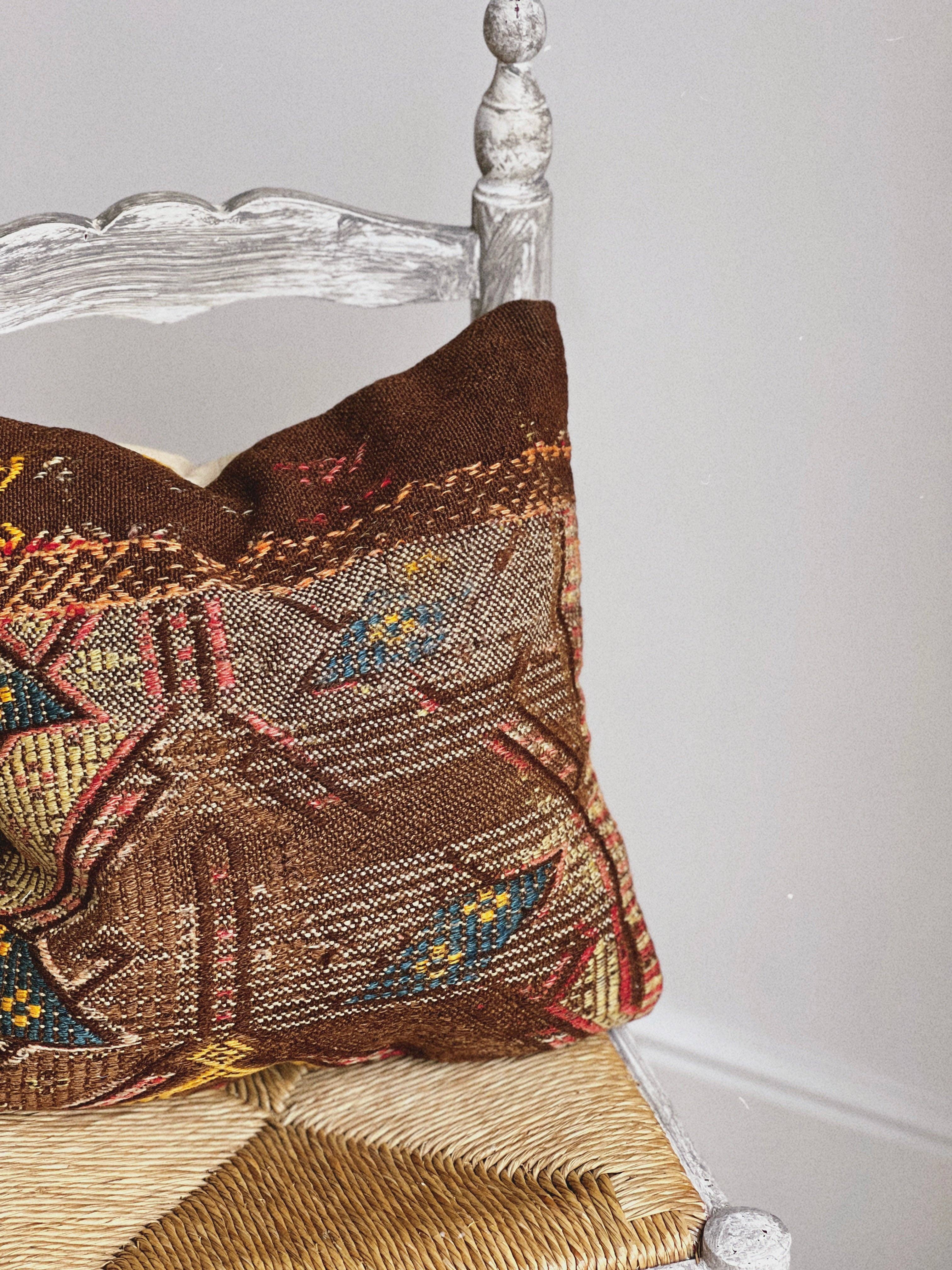 Cristina Cisneros - Vendita all'ingrosso Fodera cuscino decorativo - Copricuscino rustico vintage Kilim in lana e cotone3