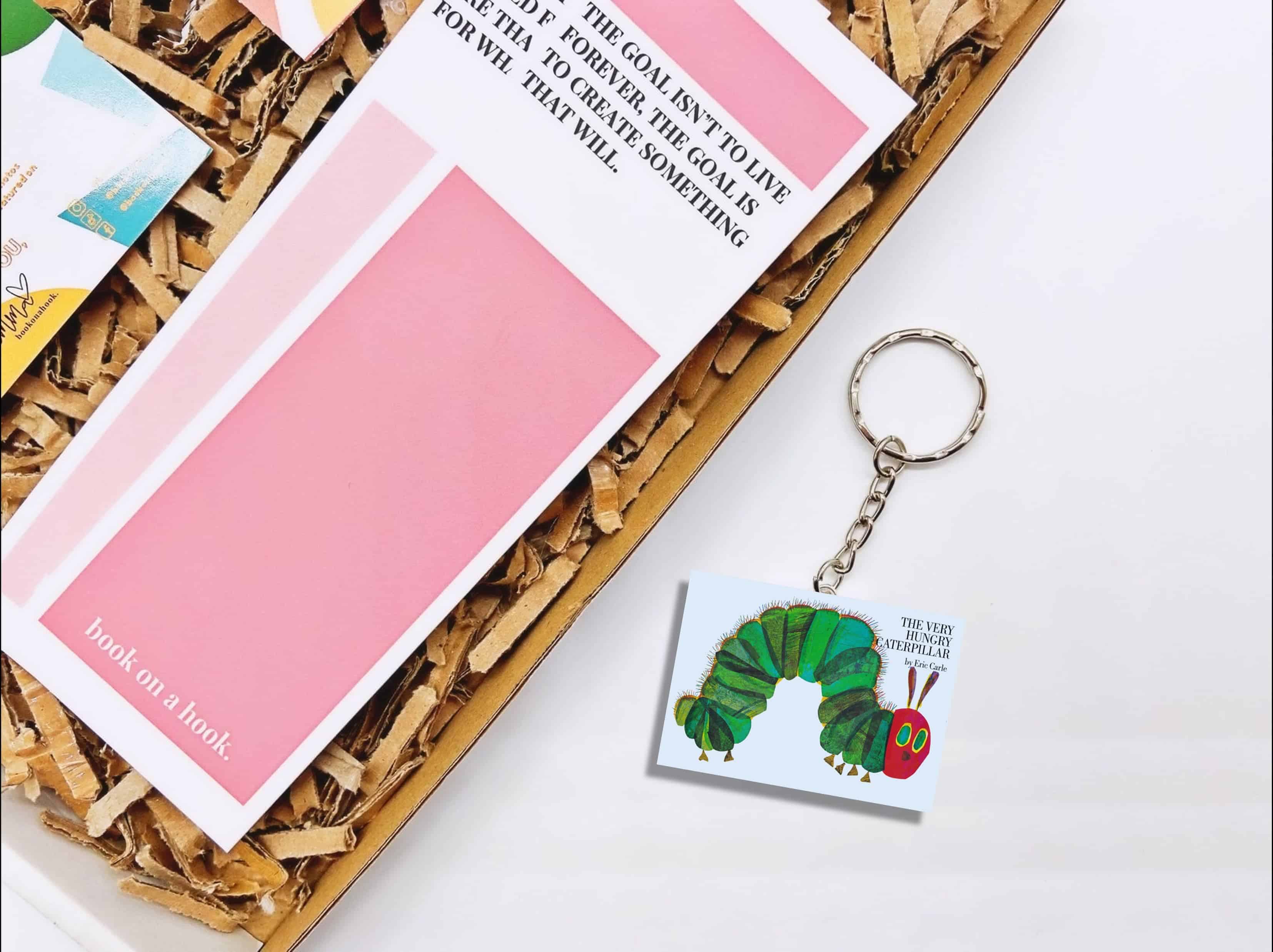 bookonahookco - Venta al por mayor Marcapáginas - La oruga muy hambrienta | Eric Carle | Libro miniatura2