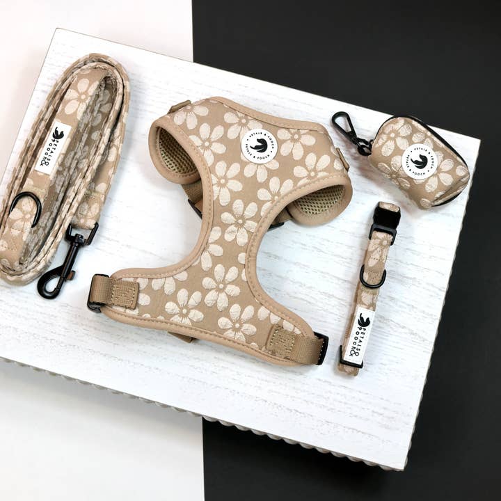 Petals & Pooch - Wholesale Pet Poop Bag Dispenser - Café au Lait Bouquet Poop Bag Holder