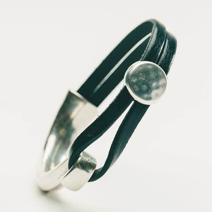 Pulseira de couro preto martelado por atacado de Designed by Stacey Jewelry