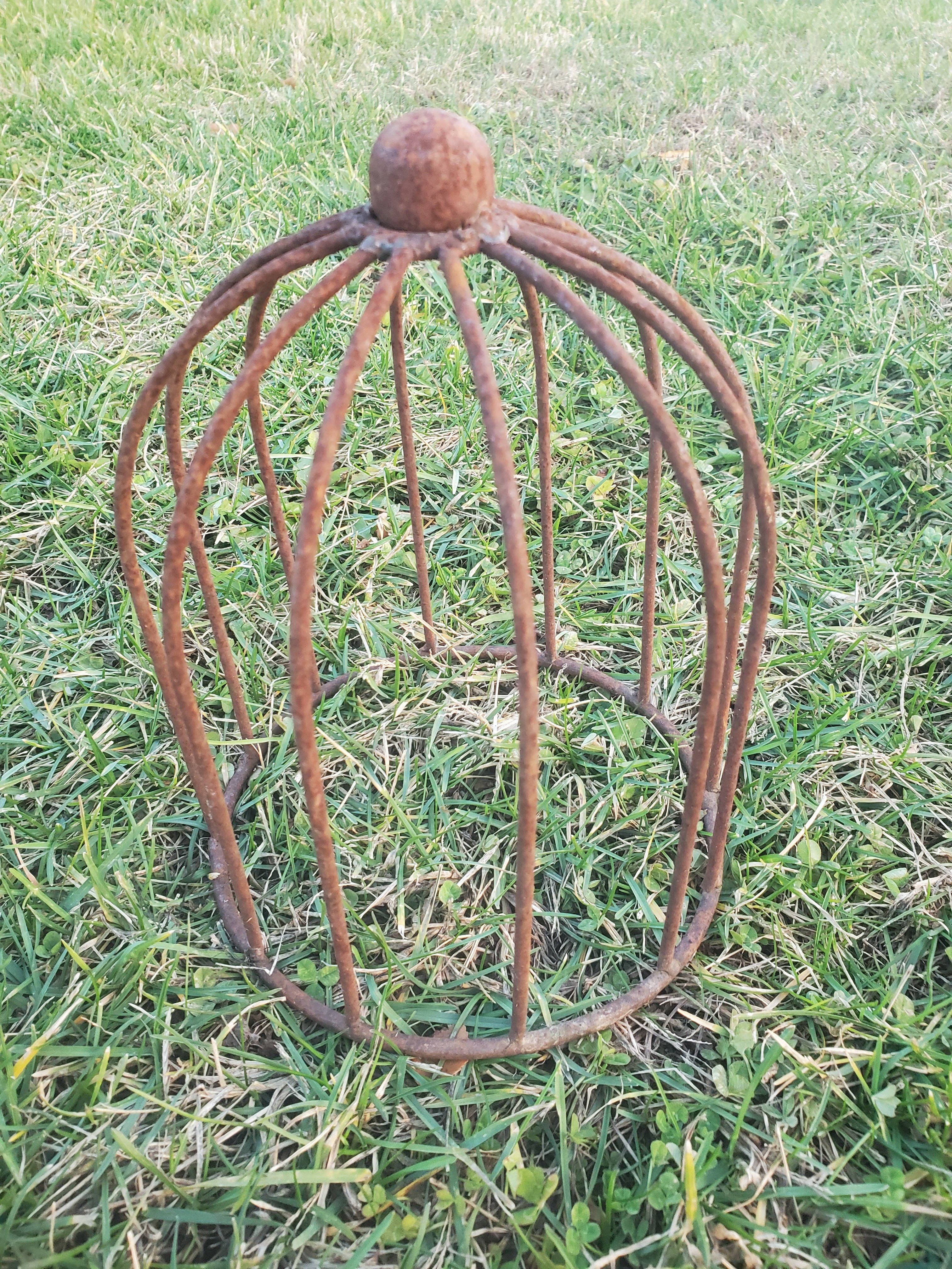 Garden Iron And More - Wholesale Outdoor Ornament/Decor - Solid Steel Lilly Topiary with Tin Ball on Top7