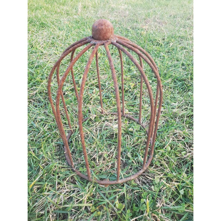 Garden Iron And More - Wholesale Outdoor Ornament/Decor - Solid Steel Lilly Topiary with Tin Ball on Top7