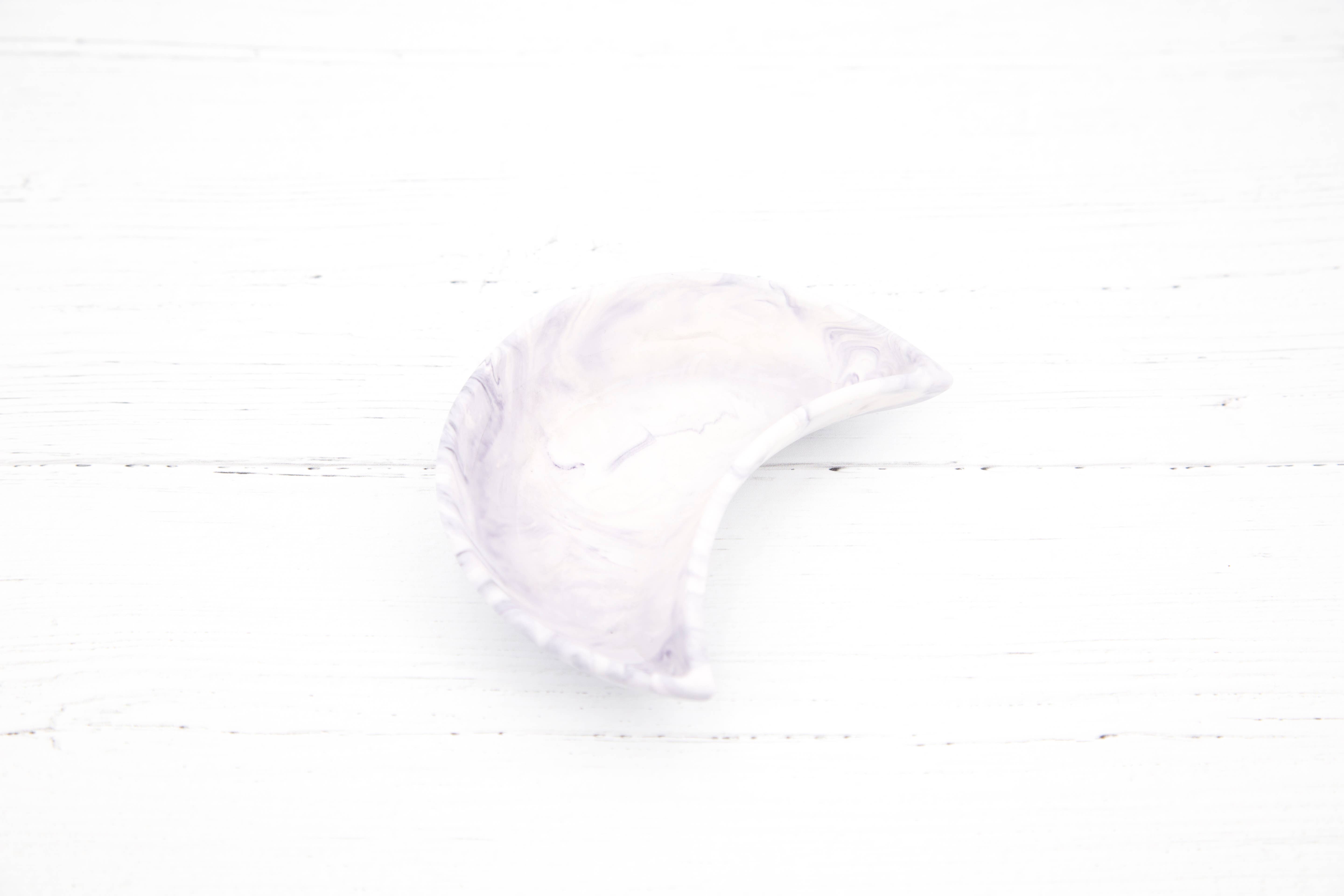 Eco Homeware Studio - Wholesale Jewellery dish - Handmade Jesmonite Moon Dish - Pale Purple