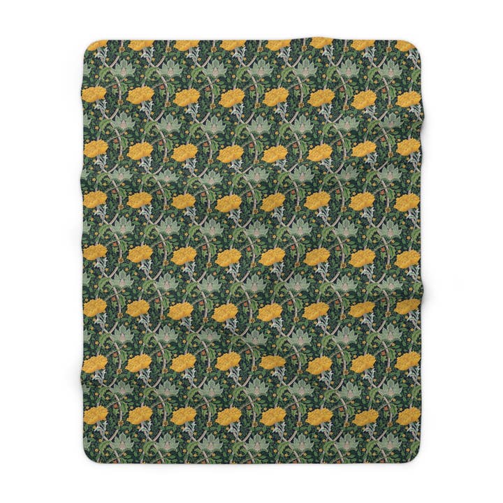 Couverture en polaire Sherpa inspirée par William Morris - Collection Chrysanthème (Jaune) pour la vente par Willy Morris Home Emporium
