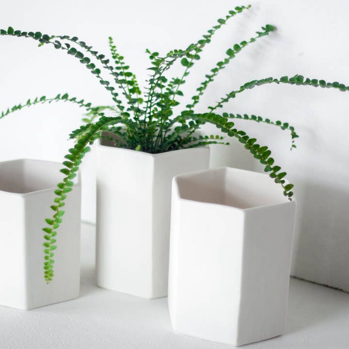 Zeshoekige handgemaakte porseleinen keramische plantenbak voor wholesale door Niik Creative Co.