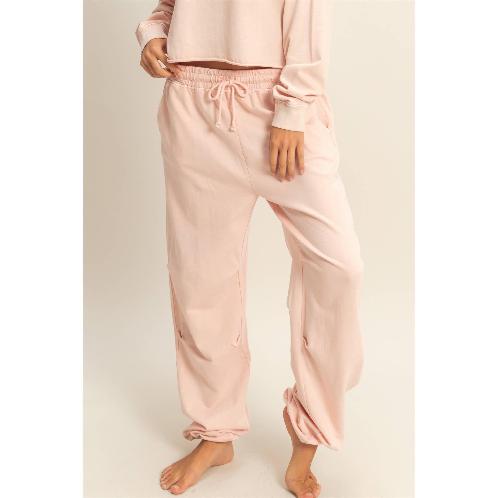 HYFVE - Venta al por mayor Pantalones de chándal/cómodos - Mujer - Pantalones de chándal plisados de cintura alta con cordón4