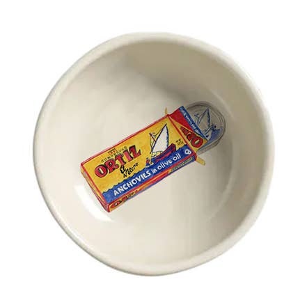 ORTIZ GIRL DINNER SNACK RAMEKIN – door Big Bite Studios voor wholesale door Big Bite Studios